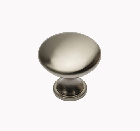 Sleek door and cabinet knobs